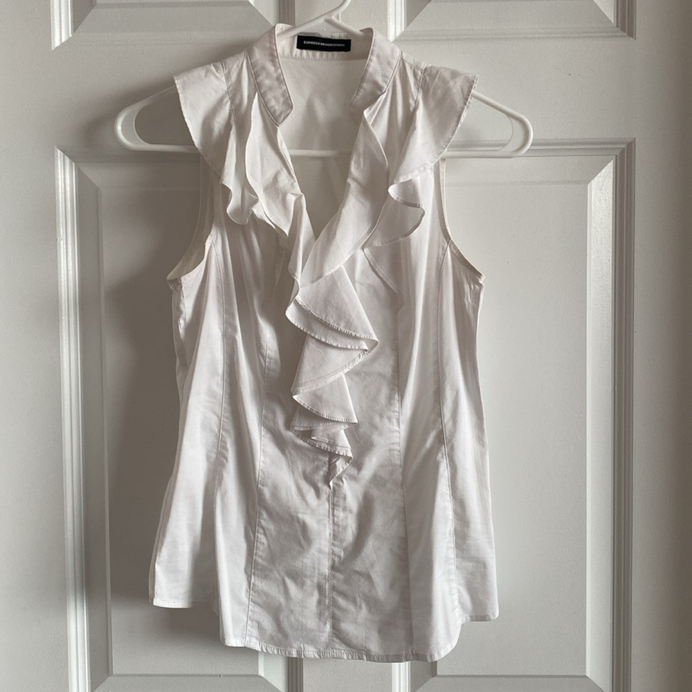 Express White Ruffled Sleeveless Top - Picture 2 of 6